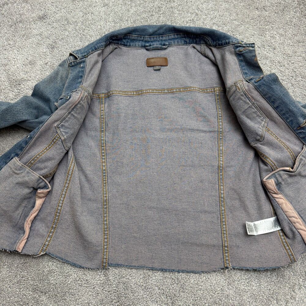 Asos Denim Jacket Womens XS Blue Medium Wash Raw Hem Button Up Trucker Casual - Picture 11 of 16